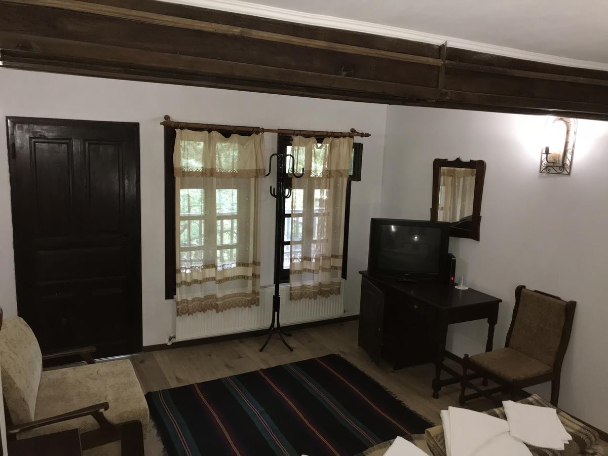 Hotel Divetsite Сливен Экстерьер фото